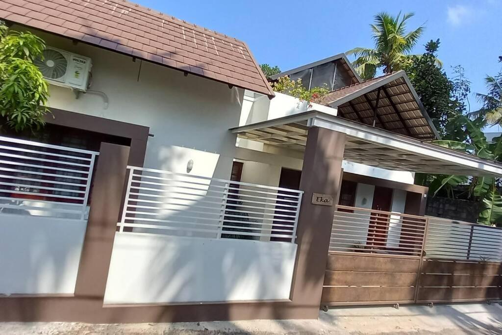 Eka Homes 3Bhdk Villa تريفِندرم المظهر الخارجي الصورة