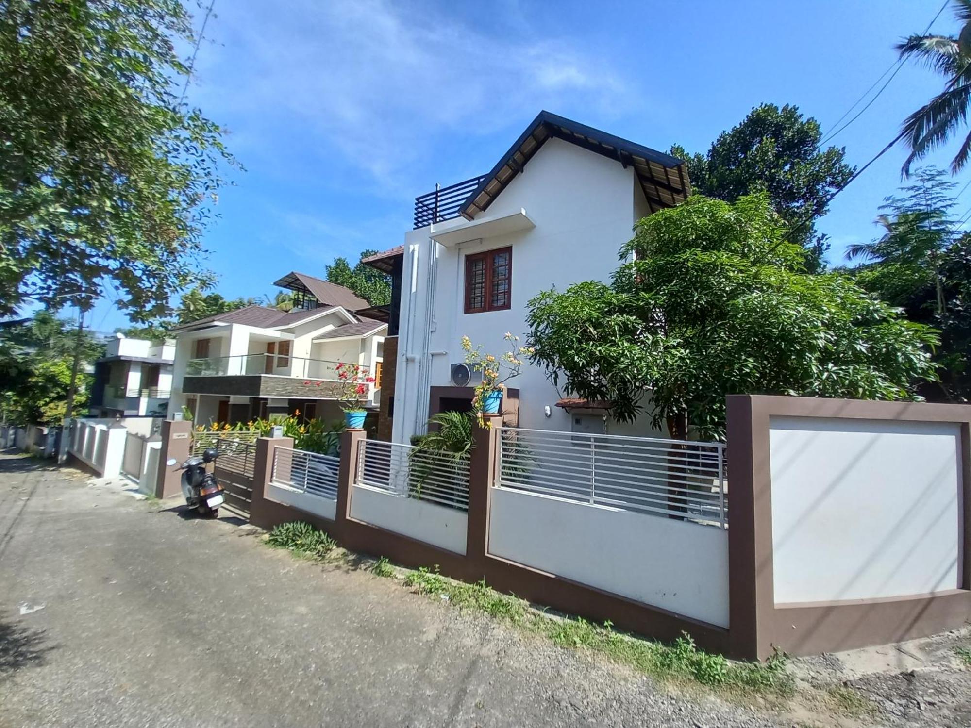 Eka Homes 3Bhdk Villa تريفِندرم المظهر الخارجي الصورة